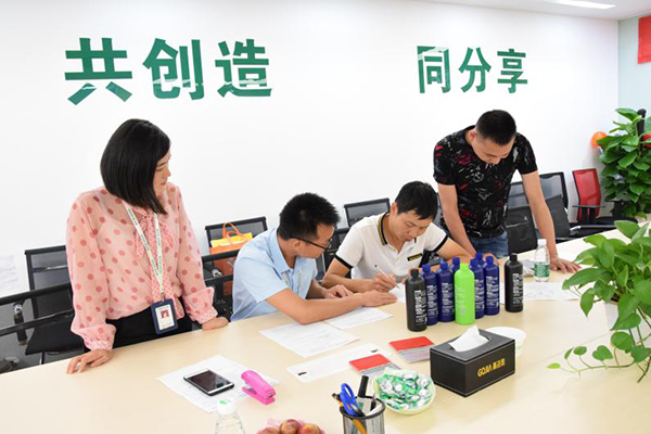 熱烈歡迎高潔雅除甲醛加盟商：廣西劉總、車總